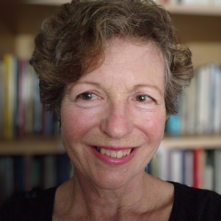 Dr Victoria Field