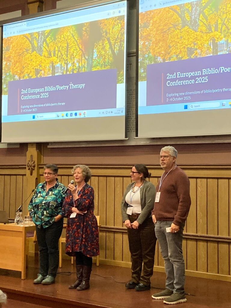 Handing over to the new organising panel for the forthcoming 3rd European Biblio/Poetry Therapy conference.